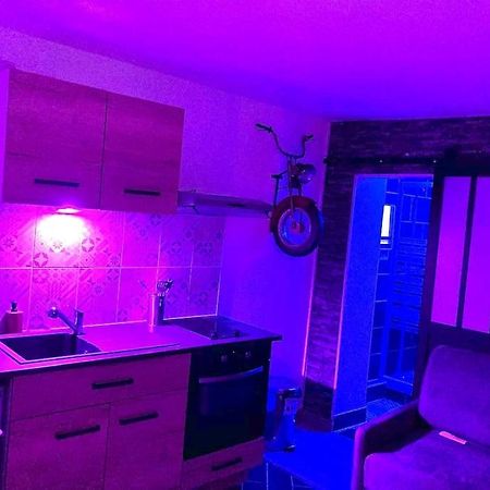 Le Mecanique Room Centre Ville, Parking Gratuit Sens Eksteriør bilde